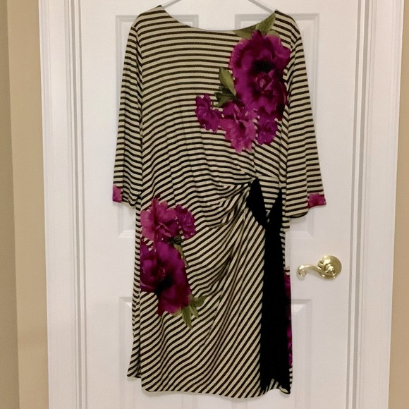 Shelby & Palmer Dresses & Skirts - WOMEN CINCHED WAIST DRESS SIZE 3X